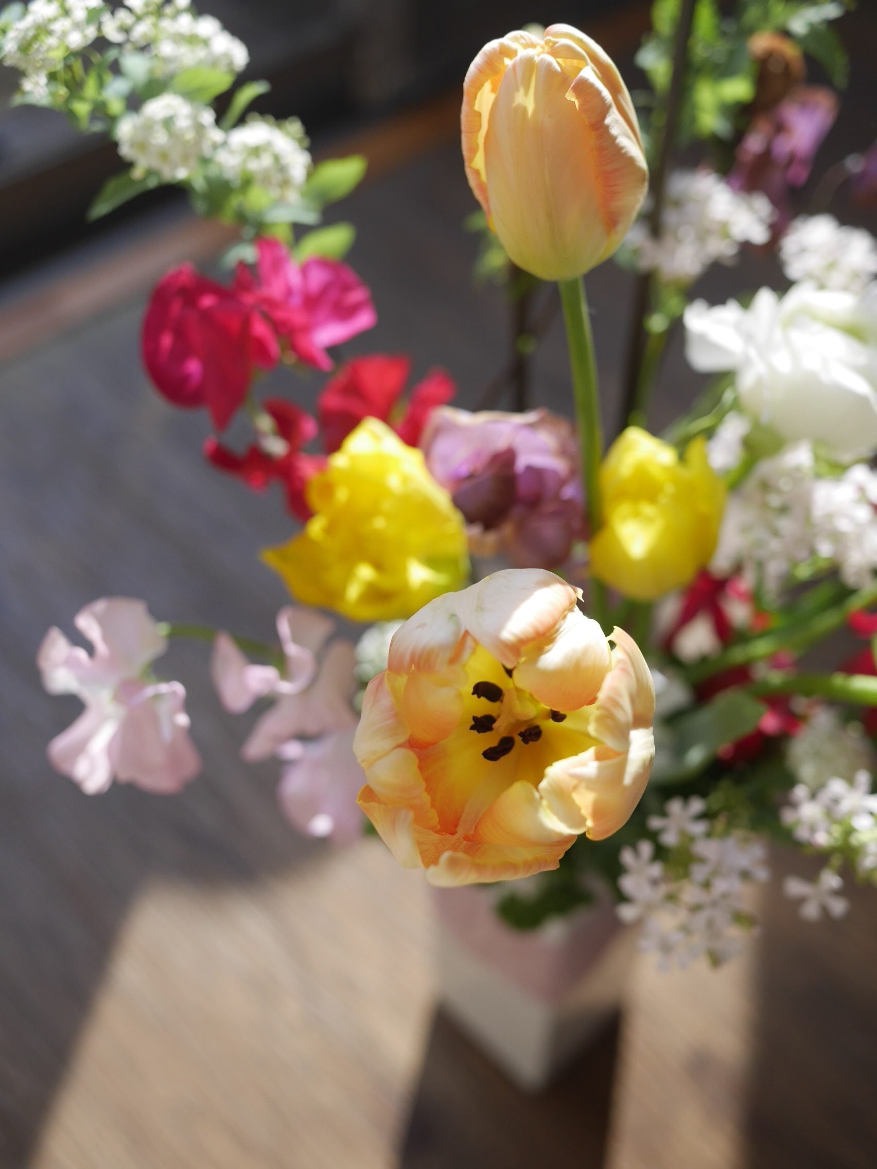 季節の花コース2月 花瓶に生ける入門 お悩み解決 花びんに生ける 生徒さん作品 動画 ヘクセンハウス